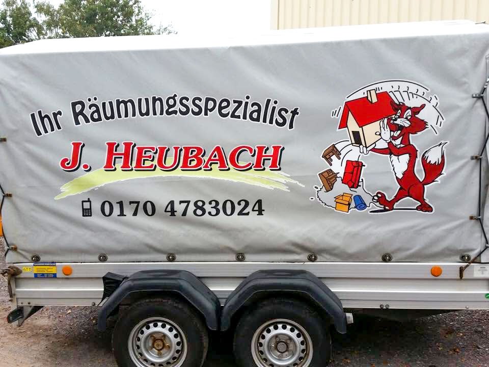 Anhänger mit dem Original-Logo J. Heubach